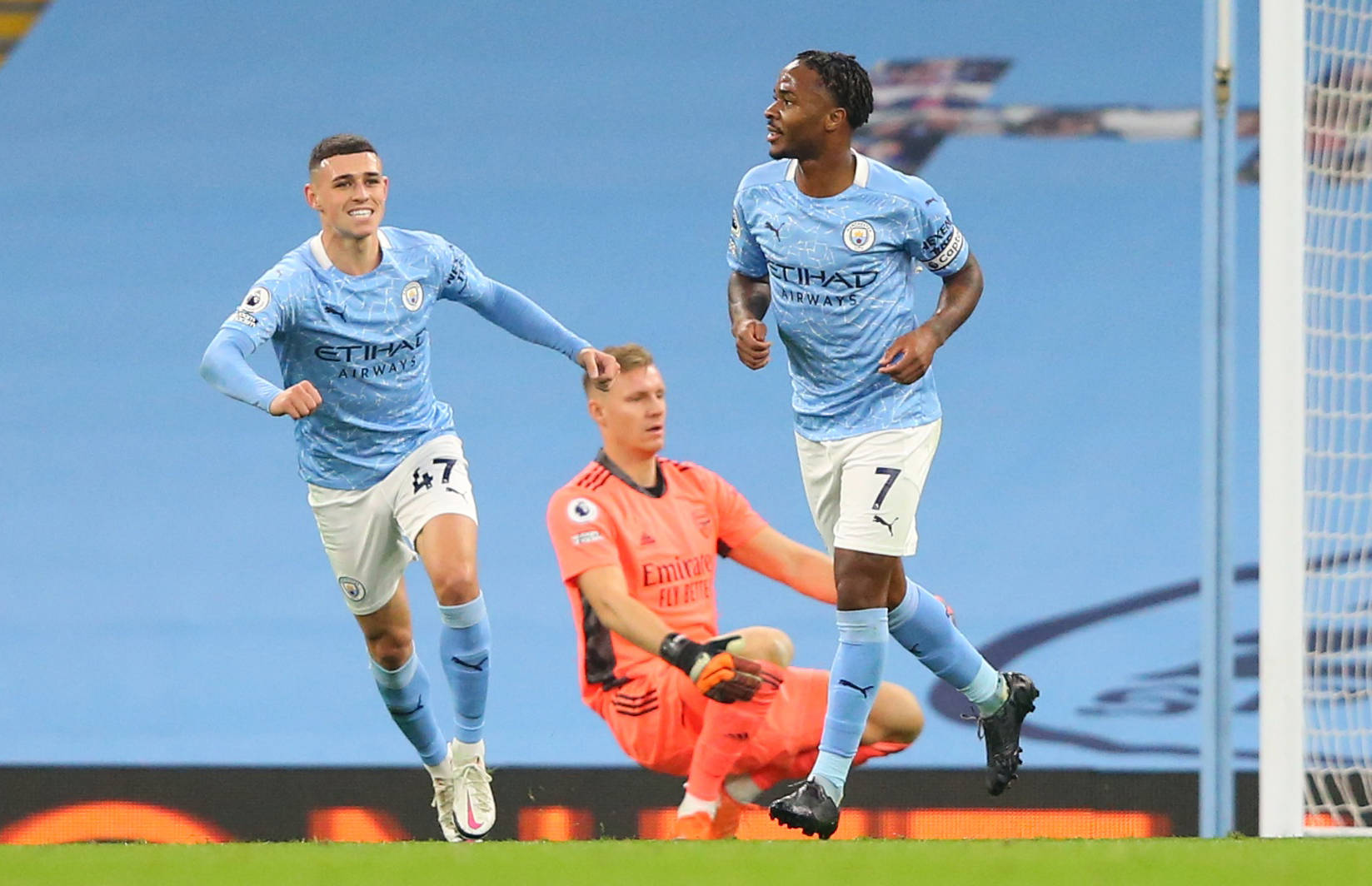 她在面对巨 她在面对巨