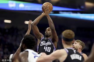 线作战中拥 线作战中拥