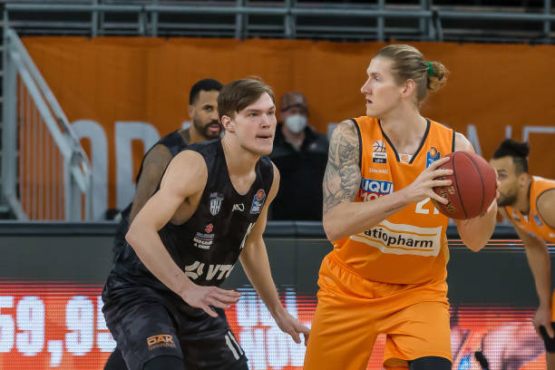 战术制定中 战术制定中