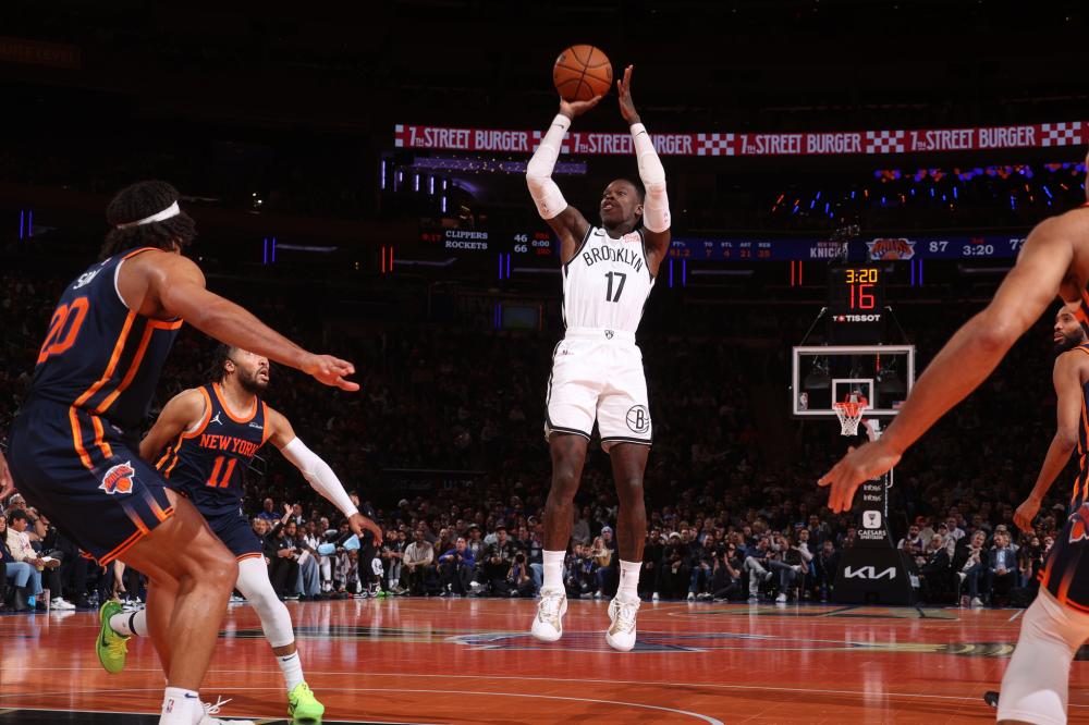 以张玉宁为 以张玉宁为