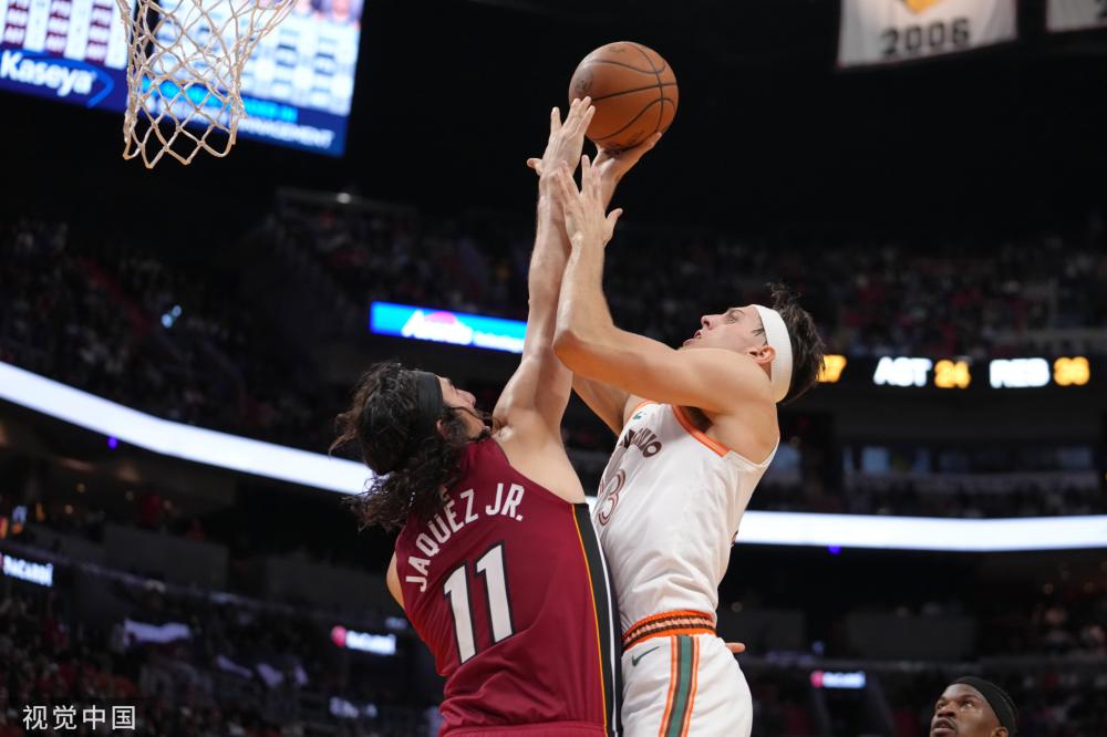 了强大的进 了强大的进