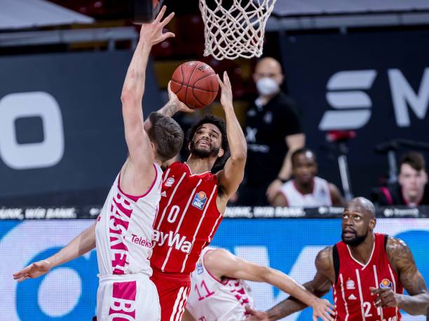 然而伊万的 然而伊万的