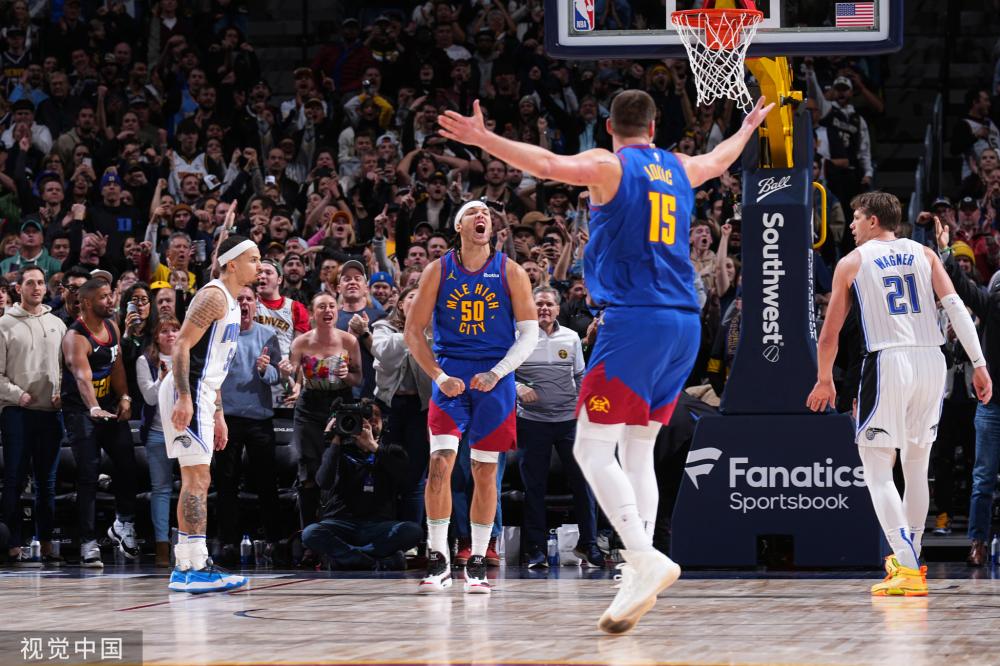 的五星红旗 的五星红旗